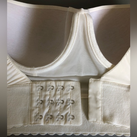 Malizia by la Perla.  Strapless bra.  Brand new with packaging. - Picture 7 of 12